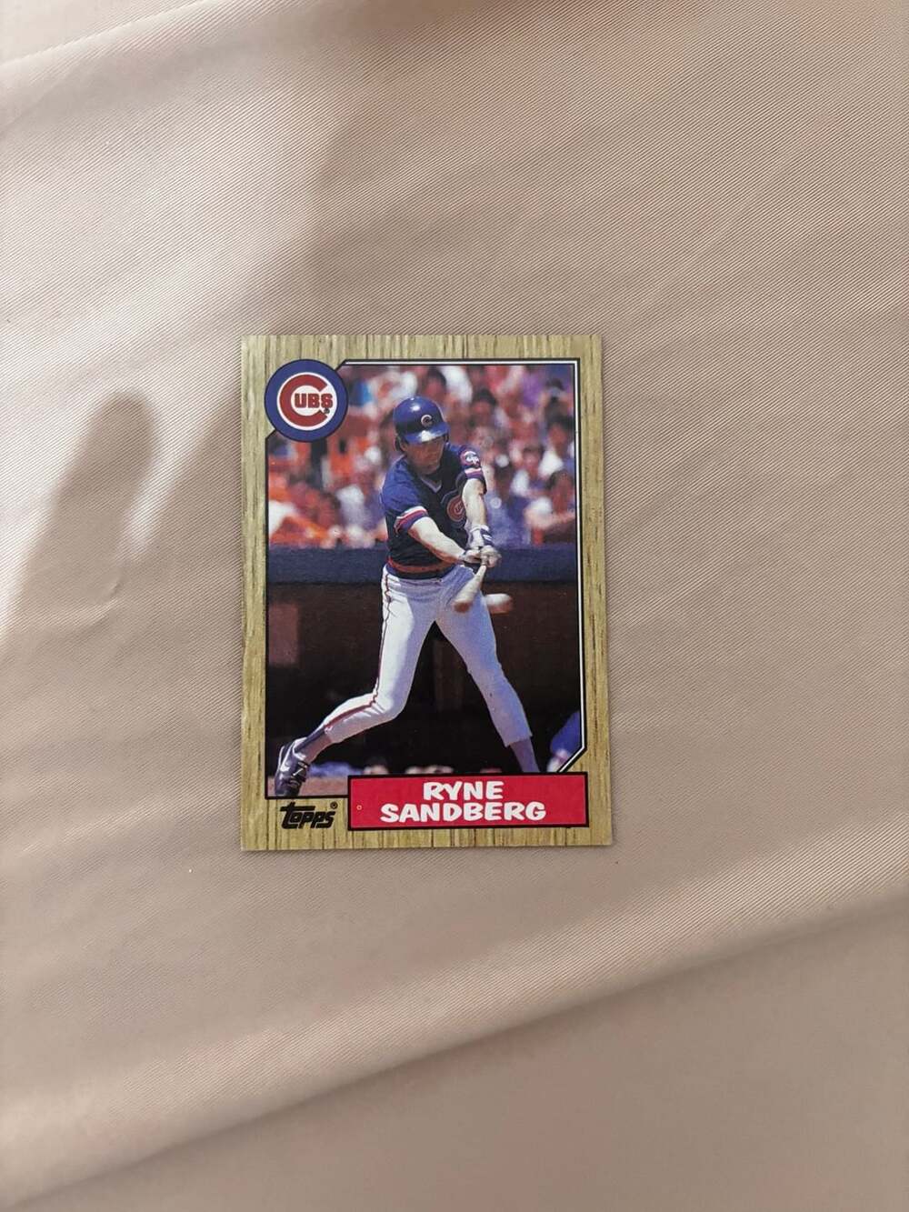 Topps Ryne Sandberg 1987 Baseball Card #680 Chicago Cubs